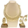 Fashion Woman Jewelry Set Round Necklace Dubai Gold Plated Earrings Armband Simple Style Party Bankett 240125