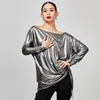 Stadiumkleding Latin Dance Tops Vrouwen Vleermuismouwen Schuine Schouder Zilveren Blouse Volwassen Leraar Rumba Salsa Kostuum NV19276