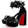 Célèbre marque femmes rouge Designer Daisy Spikes sandales chaussures en cuir de veau verni fleur à bretelles plate-forme talons robe de soirée de mariage dame gladiateur Sandalias