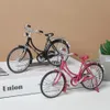 北欧の家の装飾自転車ミニチュアモデルレトロ装飾デスクアクセサリーリビングベッドルームバイクレーシングおもちゃ240123