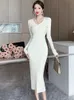 White Knitted Chic Beading Neck-mounted Sexy Dress Autumn Winter Elegant Casual Dress Women Fashion Bodycon Dress 240122