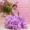 Lanvender Flower Girl Dresses V Neck Puffy Pleated Tulle Tiered Tulle Ball Gowns For Little Girls For Wedding Appliced ​​Lace Pärlade brudklänningar NF102