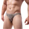 Mutande Slip da uomo sexy Pantaloncini Intimo sottile di seta di ghiaccio Vita bassa U Custodia convessa Mutandine Intimo Cueca Calzoncillo Taglie forti M-3XL