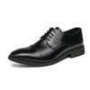 Chaussures habillées Bureau Augmente la hauteur Baskets pour hommes Talons 2024 Mariage Mariée Sport Hit Top Vente Ternis