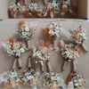 Piccoli fiori secchi floreali Mini mazzi di damigelle d'onore Uomo Matrimonio Rustico Polso da sposa Corsage Festa Fai da te Decorazione della tavola di casa 240127