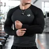 Camisas de manga larga para hombre, camiseta de secado rápido con retales de culturismo para hombre, entrenamiento físico 240118