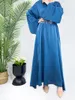 Etniska kläder vatten diamantbälte kvinnors satinklänning elegant och ädla Mellanöstern mantel abaya stor
