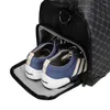 Duffel Bags Designer Travel Leisure Men läder axelväska fitness kapacitet resväskor handväskor hand bagage duffle
