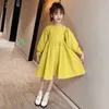 女の子の服ファッショナブルなピュアコットンドレス2024中程度の大きな子供用服の春と秋のファッションプリンセススカート240126