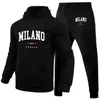 Felpa con cappuccio da uomo di lusso Set Felpa con stampa Milano Pantaloni sportivi per uomo Top con cappuccio Pantaloni da jogging Completo Casual Streetwear Tuta 240202