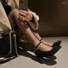 Sapatos sociais corrente por dentro e por fora couro Mary Jane fivela de cinto pode ser tomada dedo do pé redondo robusto