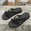 Chinelos femininos leves sapatos legais senhoras plana flip-flop preto antiderrapante básico casa sandália interior pantuflas mujer