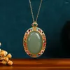 Pendentif Colliers Automne et hiver Imitation Hetian Jade Émail Xiangyun Collier chanceux Style rétro pour offrir un cadeau d'anniversaire à maman