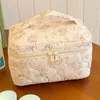 Sacs à cosmétiques pour femmes, grande capacité d'organisation de voyage, sac de maquillage matelassé, pochette de soins de la peau avec poignée, rangement de toilette à fermeture éclair pour fille