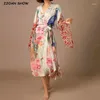 Maillots de bain pour femmes Femmes Beach Kimono Peocock Imprimer Maillot de bain Cover Up Self Belted Wrap Robes Bord de mer Maillots de bain Beachwear Robe Blouse