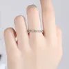 Mit seitlichen Steinen BELAWANG 925 Sterling Silber Ringe Zirkonia Welle Fingerring für Frauen Hochzeit Modeschmuck Bague Femme Anillos