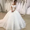 2024 Vintage Ball Gown Wedding Dresses Off Shoulder Lace Appliques Hand Made Flowers Long Sleeves Organza Sweep Train Formal Plus Size Bridal Gowns