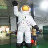 wholesale Attività all'aperto con consegna gratuita Astronauta gonfiabile gigante alto 8 m e 26 piedi con palloncino a terra modello figura spaziale con illuminazione a led