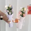 Decoratieve bloemen 1 bos afstuderen bloemboeket kunstmatig haken met cadeauzakje lamp string breien Valentijnsdag