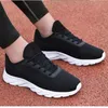 Svarta män skor mode man sneakers höst bekväm mjuk ensamma andningsbara män löparskor zapatillas deportivas de hombres 240125