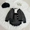 7058 Zestaw odzieży dla niemowląt jesienne Dziewczęta Karcienia lub szelki Sweter wspinaczkowy 240125