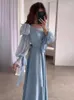 Casual Jurken Elegante Chiffon Satijn Vrouwen Avondjurk 2024 Mode Vierkante Kraag Riem Flare Mouw Geplooide Lange Dame Zachte Rokken