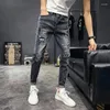 Jeans pour hommes Pantalons déchirés pour hommes Goth Skinny Tight Male Cowboy Pantalon Pipe Slim Fit cassé déchiré avec des trous 2024 Tendance de haute qualité