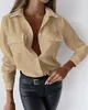 Blusas de mujer Blusa de mujer de moda 2024 Primavera con cuentas abotonadas Diseño de bolsillo Casual Llanura Cuello vuelto Manga larga Camisa diaria Top