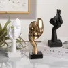 Statua astratta in resina Ornamenti da tavolo Scultura Figurine Personaggio viso Nordic Light Luxury Art Artigianato Office Home Decor 240202