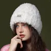 Bérets Chapeau d'hiver pour femmes 2024 Couple's Ski en peluche pour hommes et bloc d'oreille chaud épais Vente de produits Kpop Y2K