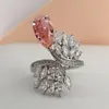 Klusterringar Spectacular 4CT Pear Cut Red Diamond Garnet Ring AU750 Jewel 18K White Gold Bridal Anniversary Jewelry For Her 188r