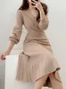 Koreańska plisowana sukienka Autumn Long Rleeve Slim Woman Sweter Sukienki na dzianiny Elegancka elegancka sukienka Midi Party 240202