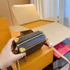 Top diseñador de lujo Bolsa de caja suave de diseño único y clásico cuadrado pequeño liviano y versátil 18 cm