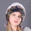 Ball Caps Outdoor Ohr Warme Blumen Ohrenschützer Mützen Frauen Pelzmütze Für Winter Natürliche Rex Kappe Russische Weibliche Kopfbedeckungen