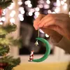 Kerstversiering en hangende ornamentboomdecoratie Onbreekbare set. Kerst glanzende heldere glazen ornamenten
