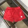 Shorts de créateurs pour hommes Femmes Marque Monclair Shorts d'été Pantalons de plage Shorts en maille respirante à séchage rapide Short de jogging de couleur unie Monclairshort