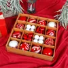 Décoration de fête 3-6cm Ensemble de boules de Noël de 42 boîtes en PVC Pendentifs d'arbre creux rouge vif Décorations Cadeau de l'année à la maison