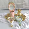 Śliczne kreatywne vintage ręczne lustro Makeup Vanity Mirror Handheld Kosmetyczne Mirror z uchwytem na prezenty 240127