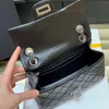 Top quality Mini flap bag 20cm Fashion shoulder handbags lady purse leather crossbody bags Luxurious chain bagss Designer bags wallet With box C011