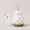 Moderna designprydnader för heminredning vardagsrumsdekoration målad fruktbokshelfskulptur äppelpäron keramiska figurer skrivbord 240123