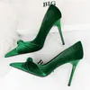 Robe chaussures femmes 10cm talons hauts pompes de soirée mariage mariée velours stiletto dame vert papillon arc grande taille