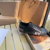 Designer di lusso burberyity Sneaker classica casual con piattaforma bassa Scarpe stampate a righe vintage Scarpe da donna per esterni