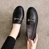 Klänning skoess mjuka solskor för barn på våren och hösten ny brittisk stil liten läder platt bottenböna loafers casual singel