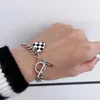 Braccialetti con ciondoli NBNB Arriva il braccialetto a catena con pendente a cuore per le donne Regalo di gioielli a mano per feste di moda per ragazze di colore argento alla moda