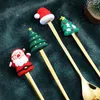 Te Scoops 4st/6st julklappsskedskedskedgaffel Set Elk Tree Decoration Dessert Fruit Coffee