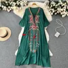 Festklänningar sommar etnisk stil nisch design broderad v-hals klänning franska chic vacker lös kortärmad långa vestidos kvinnor d1496