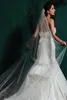 2019 Cheap Pearls Long Bridal Veils 1 Layer Tulle Wedding Veils Bridal Accessories in Stock New7222579