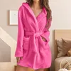 Homens sleepwear feminino cor sólida manga longa bolso com capuz joelho curto h pijamas mulheres seda pijama calças mulheres smoking nightgown