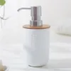 Banyo Aksesuar Seti Beyaz Basit Ev Banyo Tedarik Bambu Sabun Bulaşık Ağır Gönderme Kupa Diş Fırçası Tutucu Depolama Şişe Yıkama Rafı