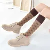 gglies Men Designer Womens Chaussettes Ladies Girls Fashion Warm Thick Cotton Knee Long Socks for Spring Autumn 783